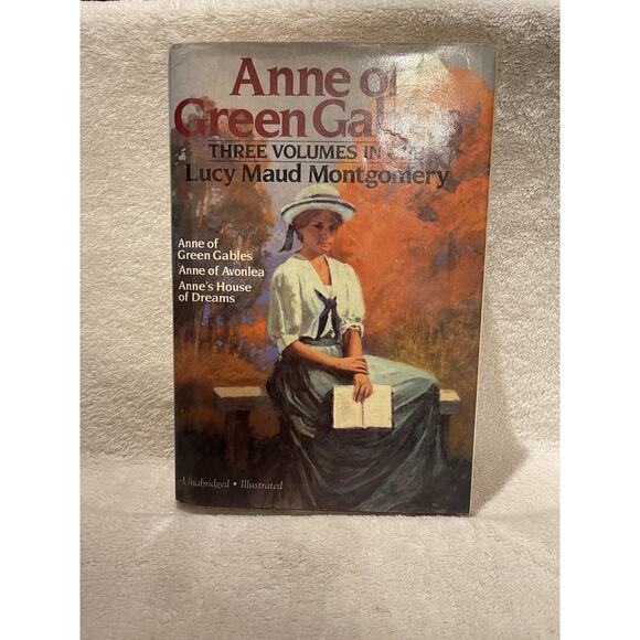 Anne of Green Gables, Avonlea, Dreams, 3 in 1 by LM Montgomery - 1986 HCDJ - Picture 1 of 9